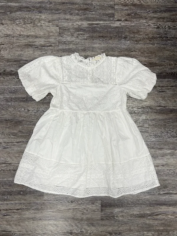 Dress Casual Short By Forever That Girl In White, Size: M